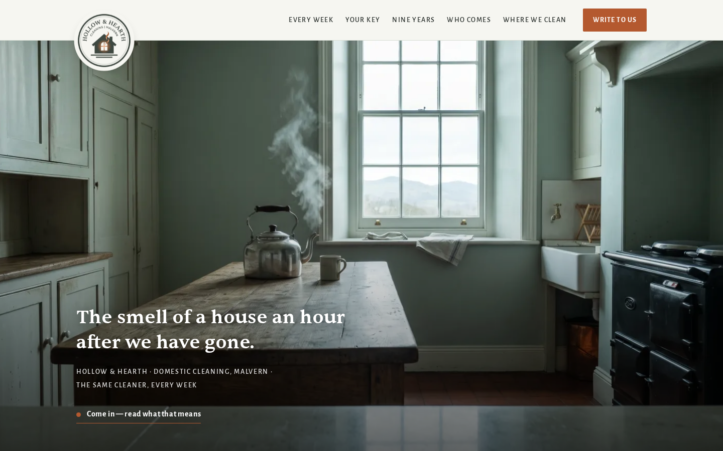 Hollow & Hearth home page on a desktop screen